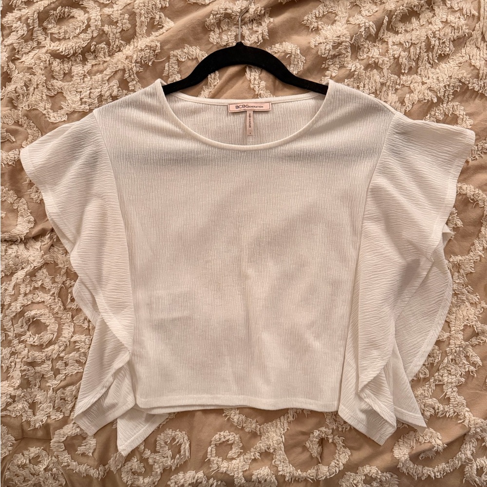 BCBGeneration White Ruffle Sleeve Top | Size Small